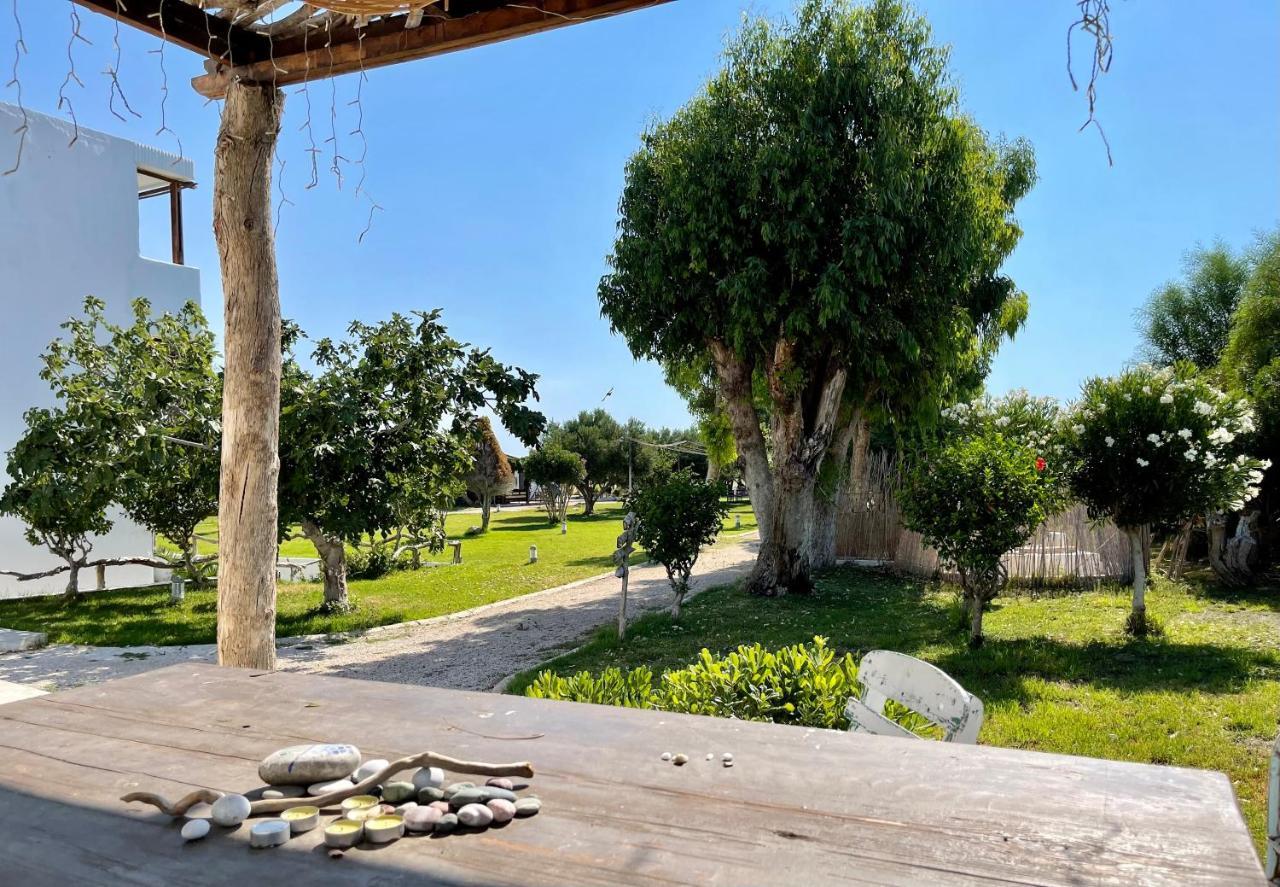 Eco Beach And Magic Garden Hotel Gennadi Esterno foto