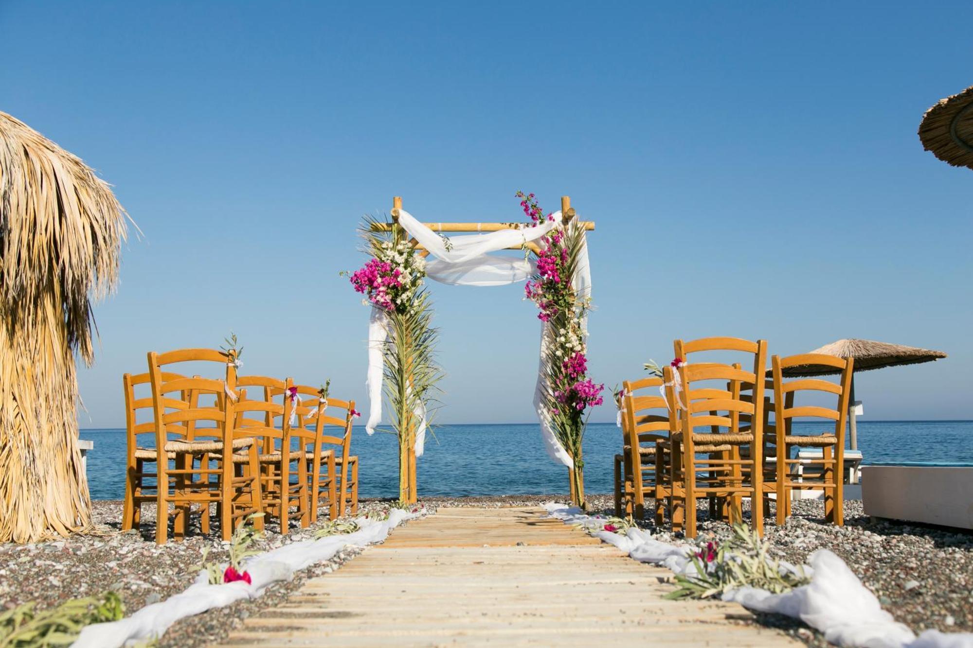 Eco Beach And Magic Garden Hotel Gennadi Esterno foto